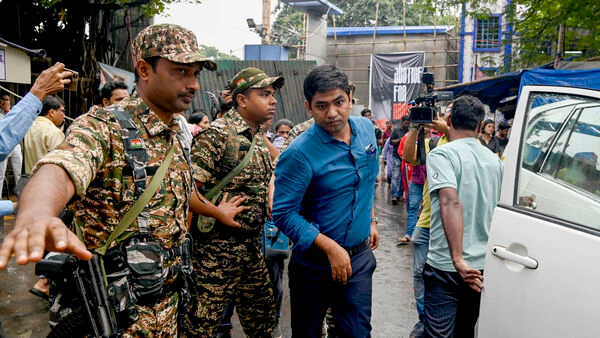 সেই রাতে সঞ্জয় ছাড়া আরও ‘অনেক সন্দেহভাজন’ ছিল আরজি করে, নয়া সূত্র CBI-এর হাতে